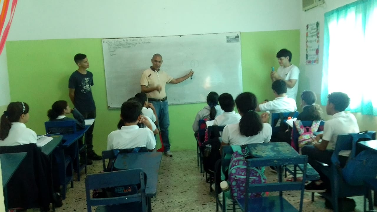 Estudiantes del Colegio Sebastián Francisco de Miranda Rodríguez, compartieron con investigadores de la Fundación CIEPE sus propuestas y proyectos en el Área de la Ciencia y Tecnología