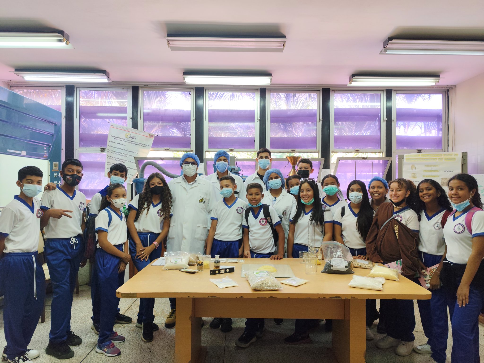 La Fundación CIEPE recibe a estudiantes del Colegio Nuestra Señora del Rosario en Visita Guiada