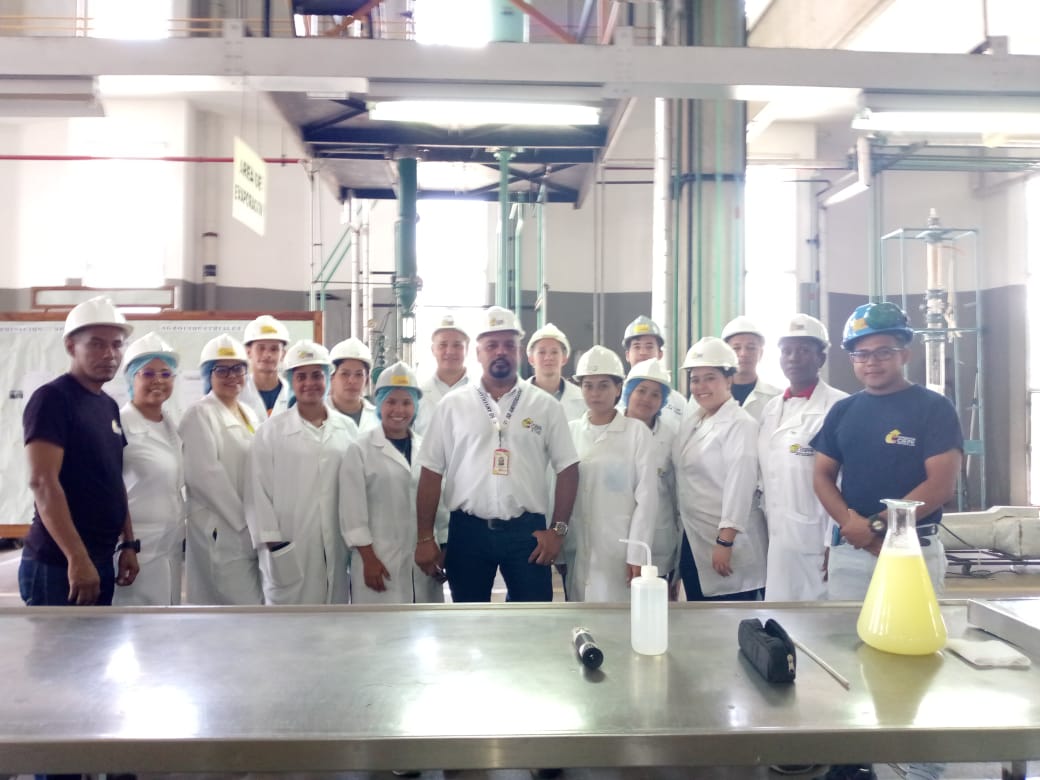 La Coordinación Técnica de Procesos Agroindustriales dicta el Taller: "Tecnología de la deshidratación de los Alimentos", al personal de la Fundación CIEPE