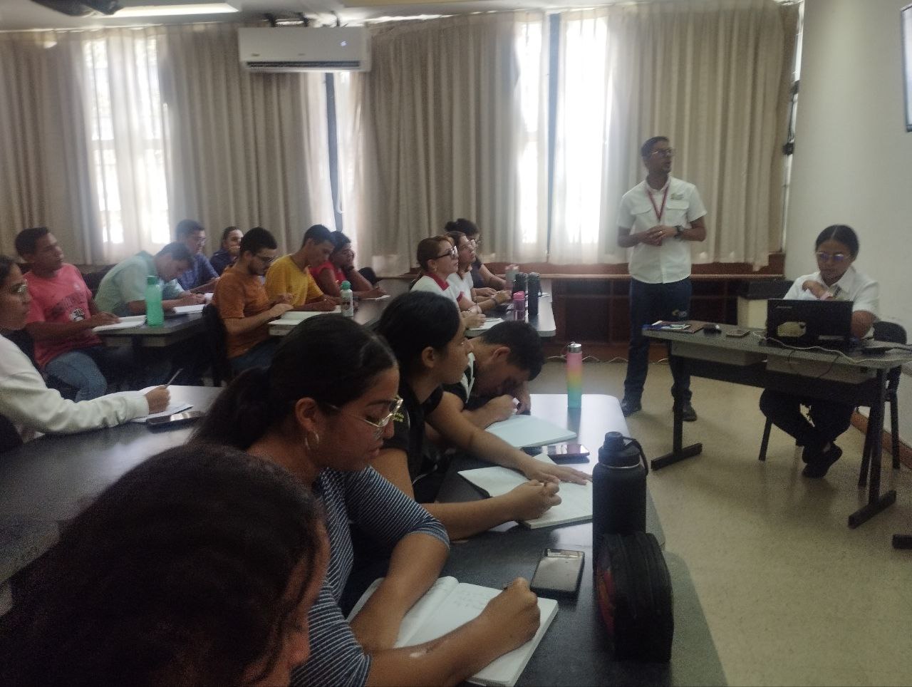 Personal de la Fundación CIEPE asiste al Taller: "Procesamiento a Pequeña Escala de Tomate"