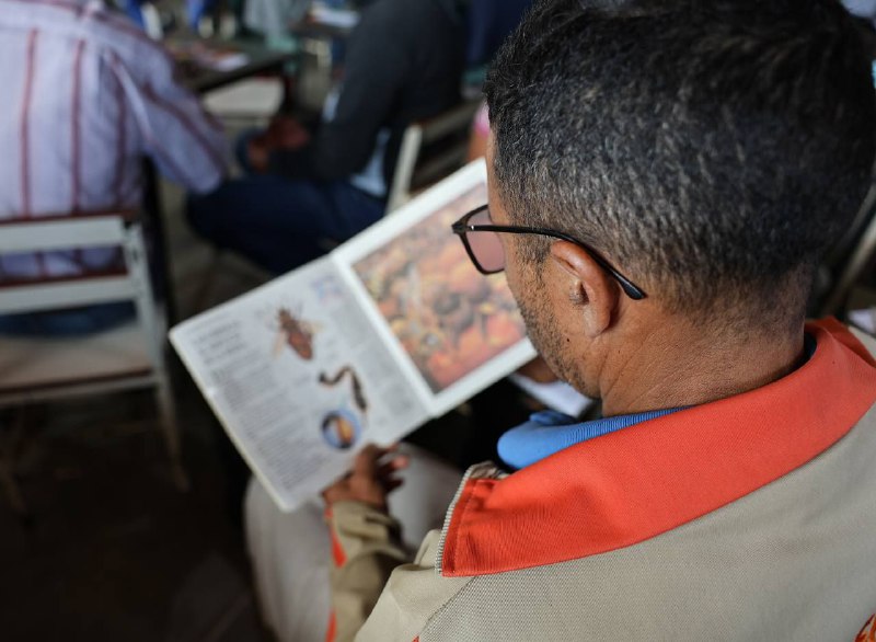 La Ciencia y los Saberes de la Polinización en nuestros espacios campesinos.