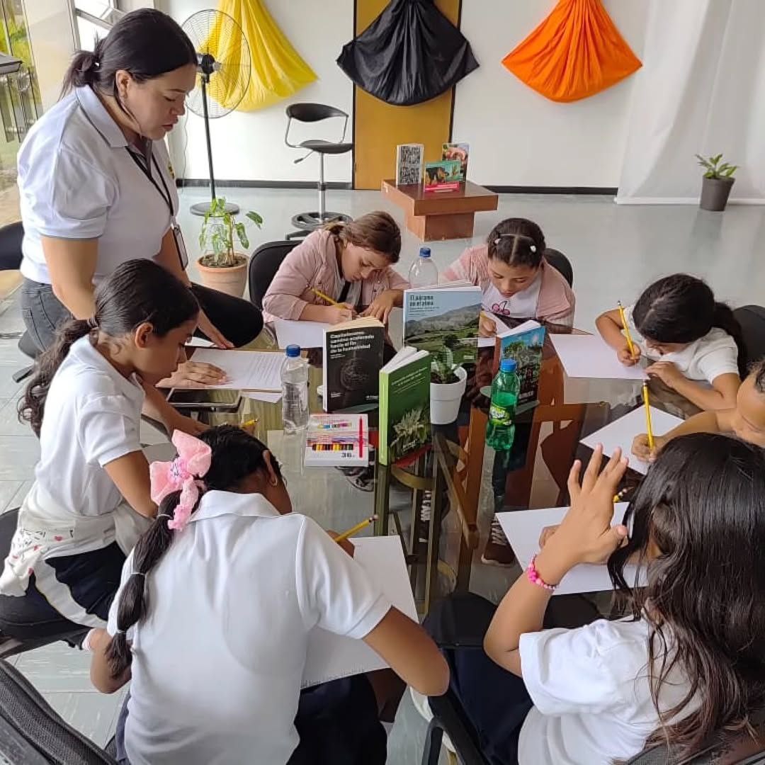 Estudiantes de la E.B Yasmin Riera inician ciclo formativo en la Fundación CIEPE rumbo a las Olimpiadas de Lectoescritura