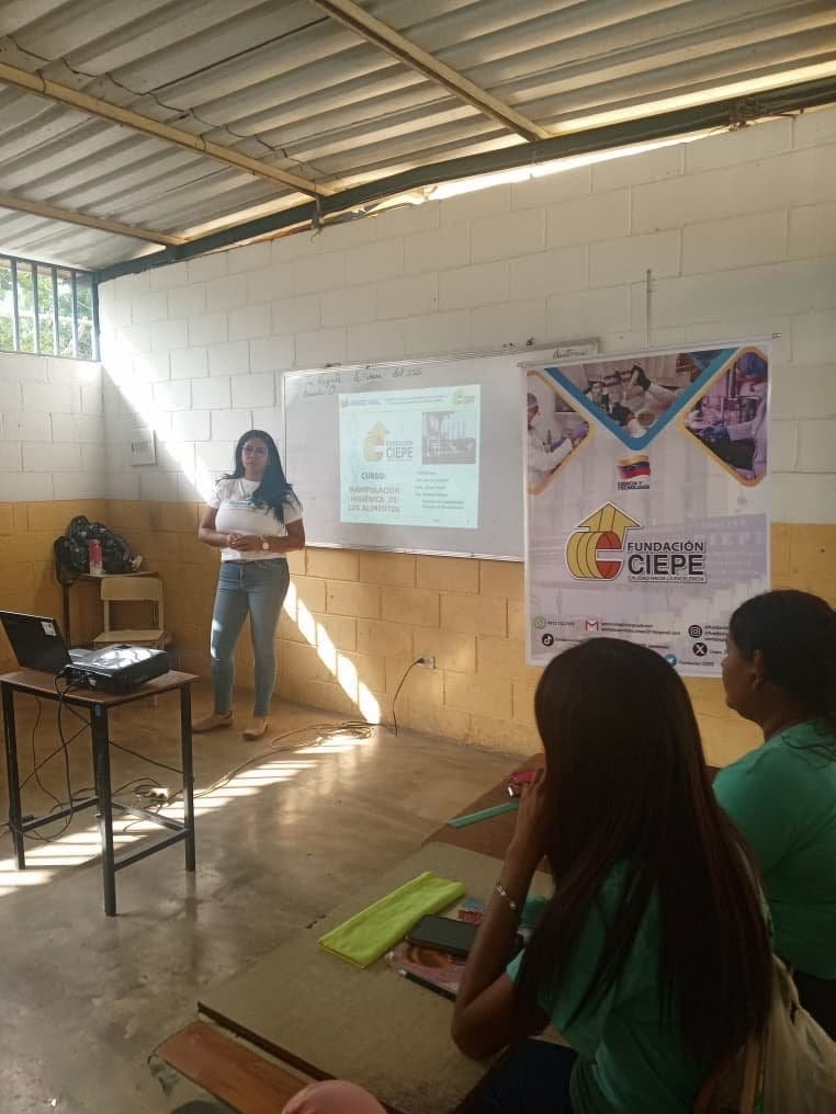 Fundación CIEPE capacita a comunidad de La Negrita con curso teórico manipulación higiénica de alimentos