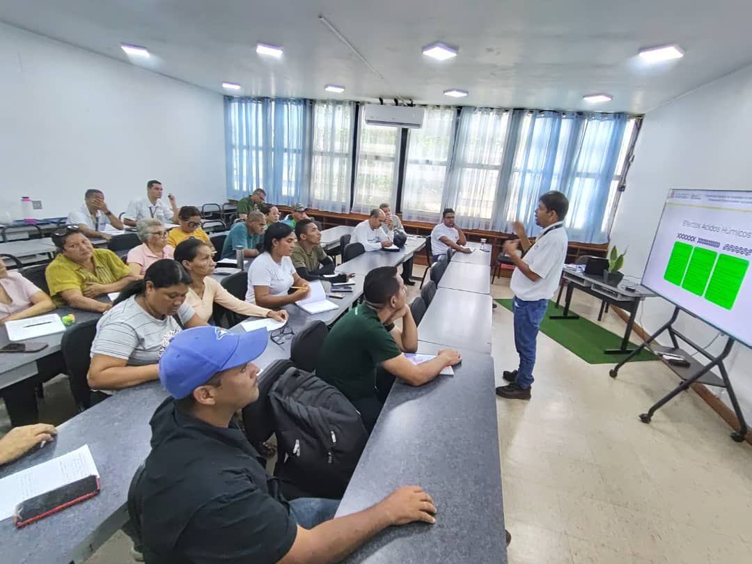 Fundación CIEPE capacitó a productores y estudiantes en la elaboración de hidrolato de potasio